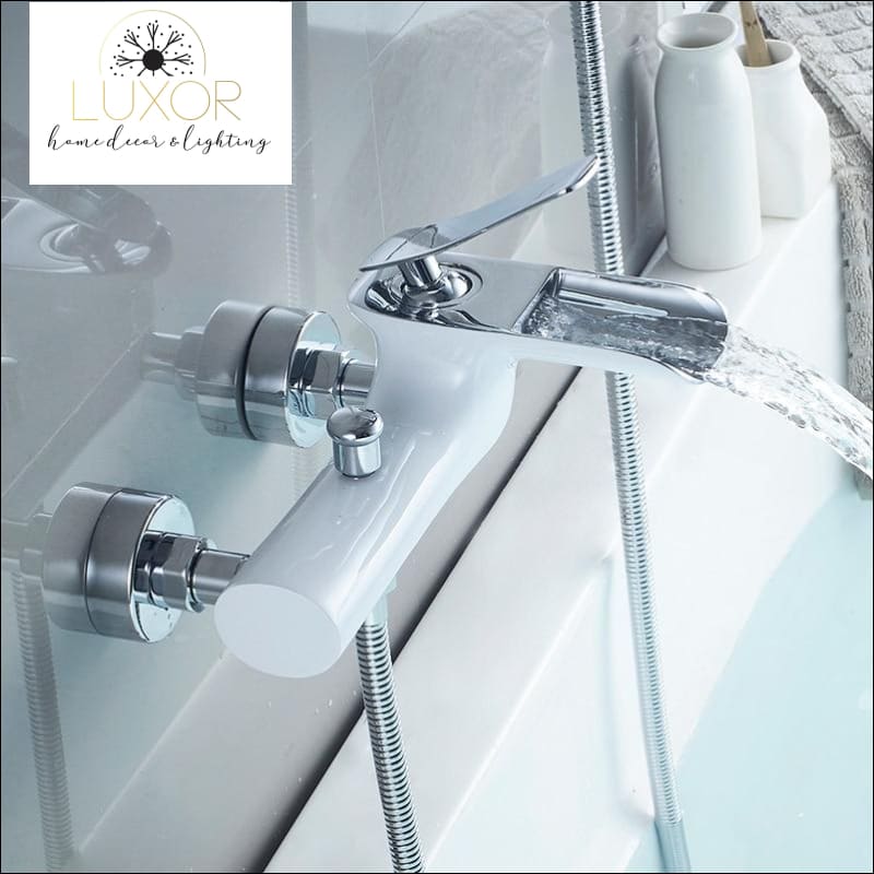 faucets Charlotte Chrome Shower Set - Luxor Home Decor & Lighting