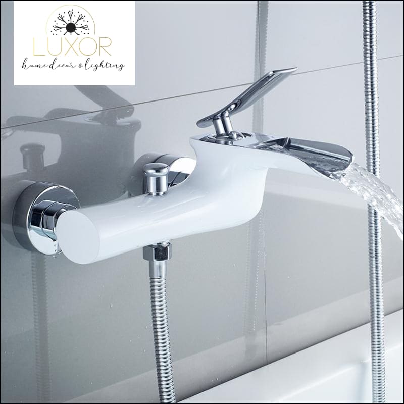 faucets Charlotte Chrome Shower Set - Luxor Home Decor & Lighting