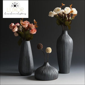 vases Retro Fashion Classic Black Ceramic Vase - Luxor Home Decor & Lighting